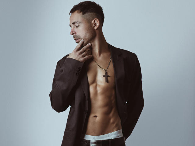 AdamsSanz - Live sex cam - 28696829