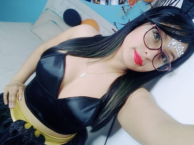 SofiiaThooner - Live porn &amp; sex cam - 28698983