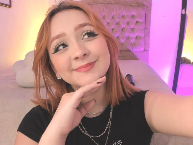 DarkCourtney - Live sex cam - 28699223