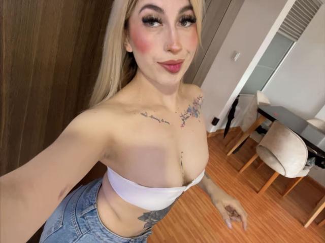 SammyViolet - Live porn &amp; sex cam - 28699313
