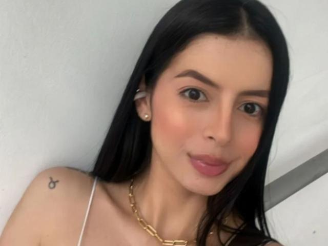 IsabellaJames - Sexe cam en vivo - 28702586