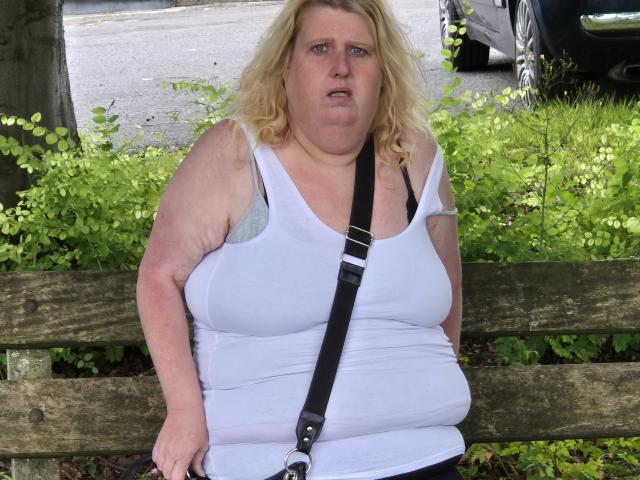 StephanieLeo69 - Live Sex Cam - 28703840