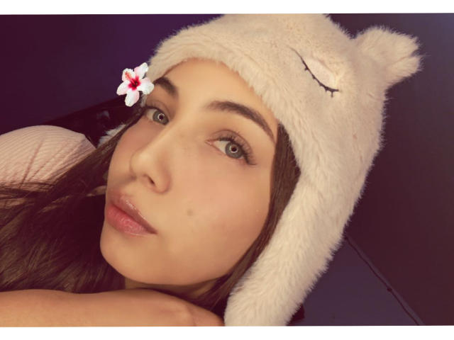 NailaIsaa - Live sex cam - 28709408