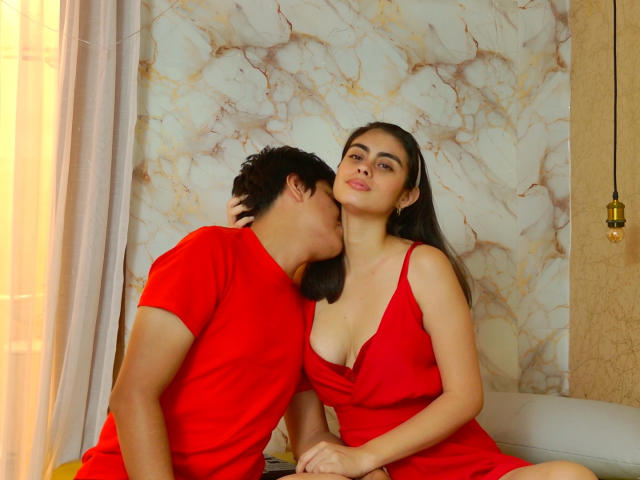 SofiNdLogan - Live sex cam - 28709435