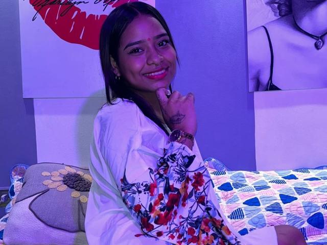 KiaraPriya - Live porn &amp; sex cam - 28713686