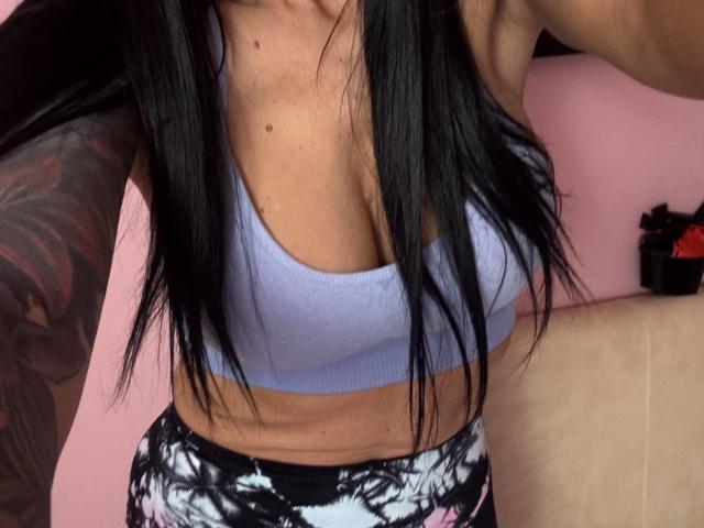 AndraD - Live sex cam - 28716869