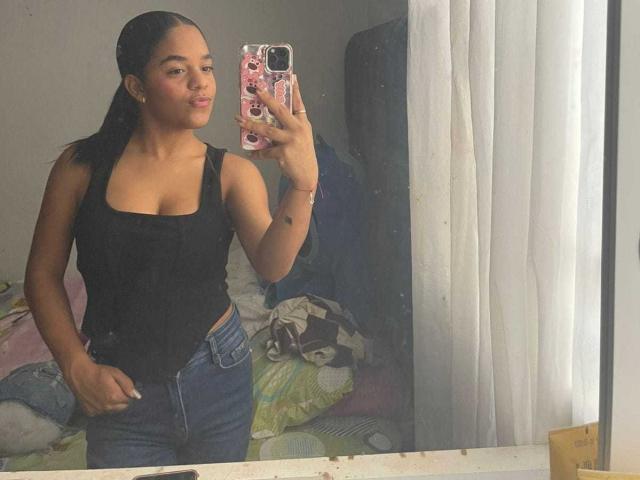 TiffanyyJoness - Sexe cam en vivo - 28717085