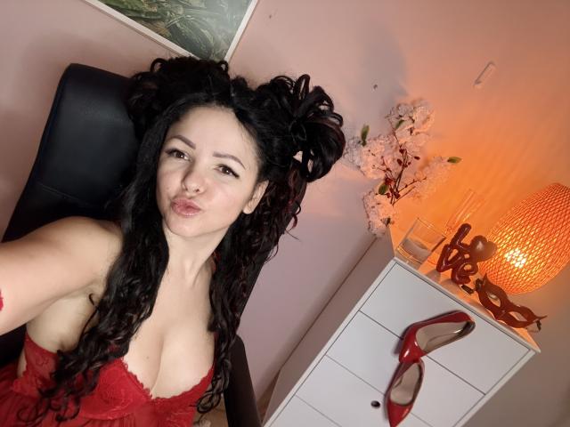 MollyBrunett - Live sex cam - 28719293