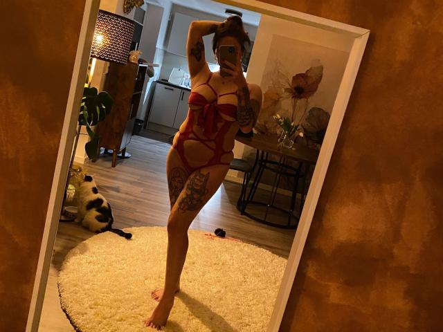 HeyLina-hot - Live porn &amp; sex cam - 28719509