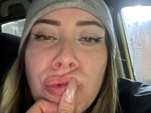 JennyLawry - Live porn &amp; sex cam - 28719926