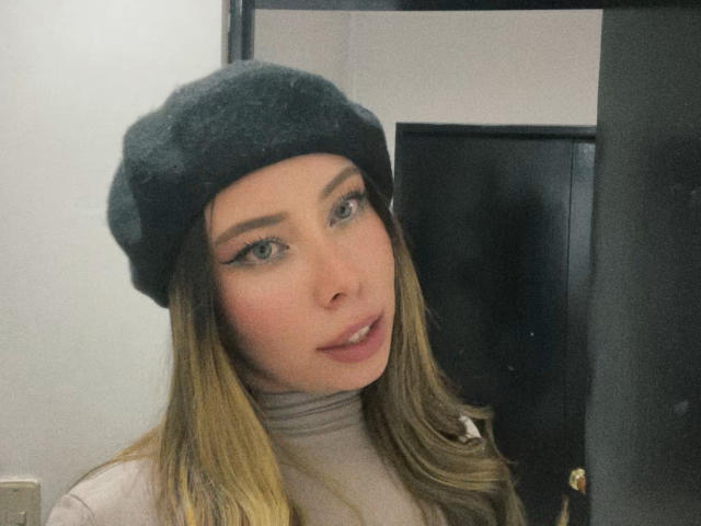 JennyLawry - Live porn &amp; sex cam - 28719947