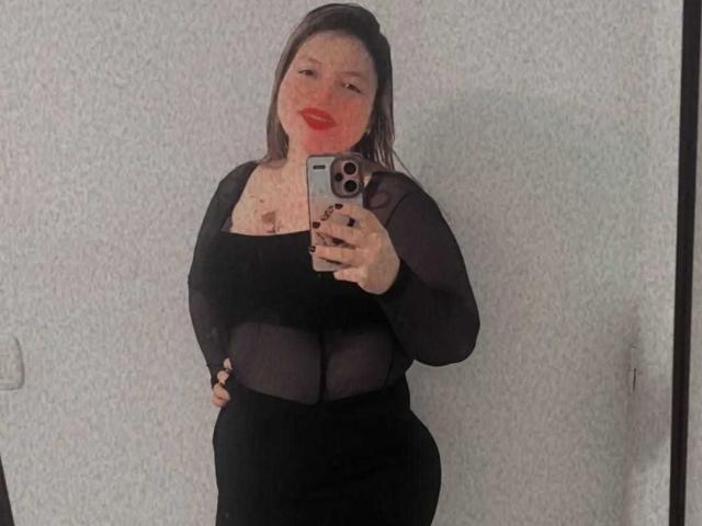 SophieeBanks - Live sex cam - 28724219