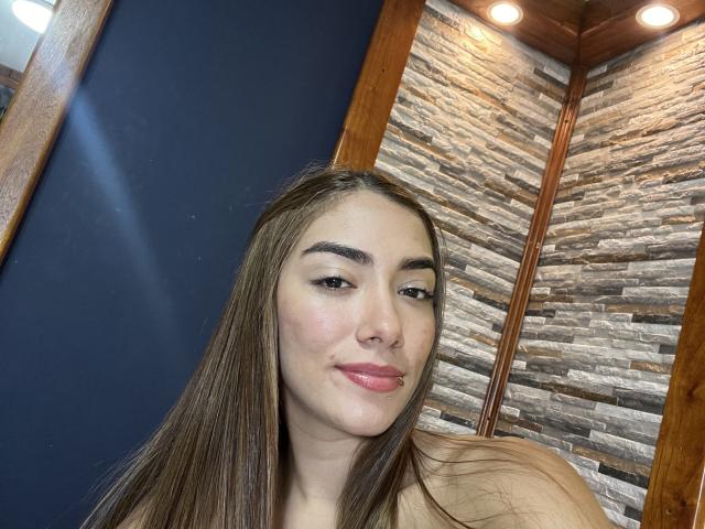 SharonKlart - Live porn &amp; sex cam - 28724711