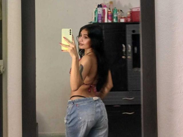 NicolleSweetty - Sexe cam en vivo - 28725950