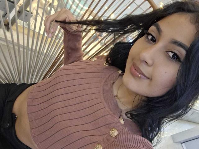 NicolleSweetty - Sexe cam en vivo - 28725968