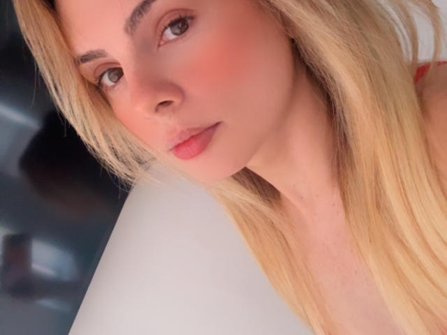 BellaCampos - Live sex cam - 28726736