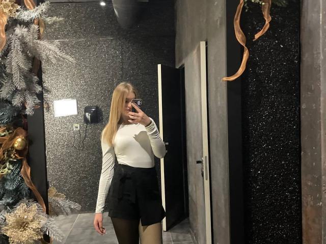 AlinaLemon - Sexe cam en vivo - 28726808