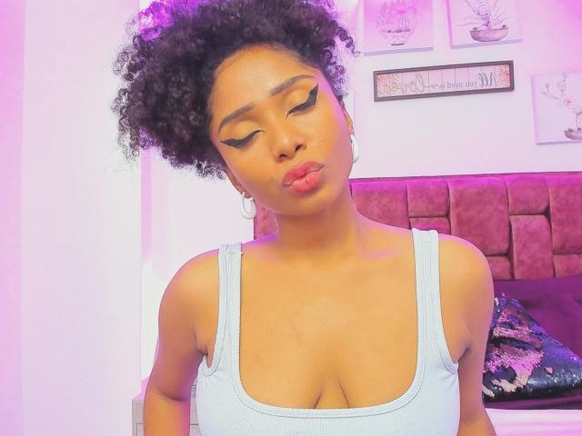 MeganWlliams - Live sex cam - 28728323