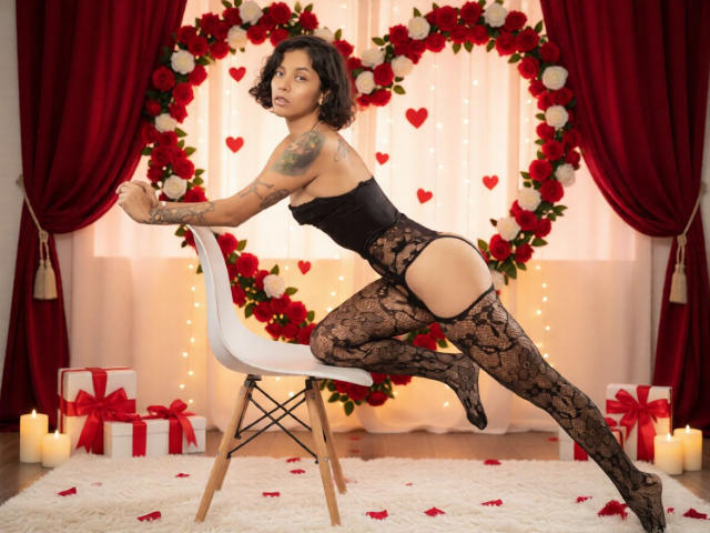 AnneeFoxy - Live porn &amp; sex cam - 28728434