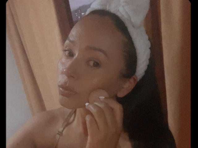 LuluSinclair - Live sexe cam - 28730018