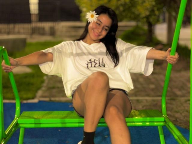 IsaBlue - Live porn &amp; sex cam - 28731323