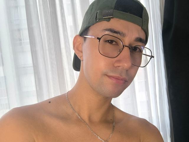 OliverHot69 - Sexe cam en vivo - 28733846