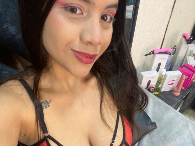 MaddieEvans - Sexe cam en vivo - 28740842