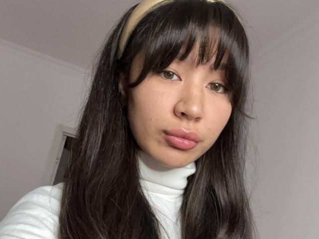 SuriValmont - Live sex cam - 28741025