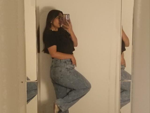 Karollteyes - Live porn &amp; sex cam - 28742423