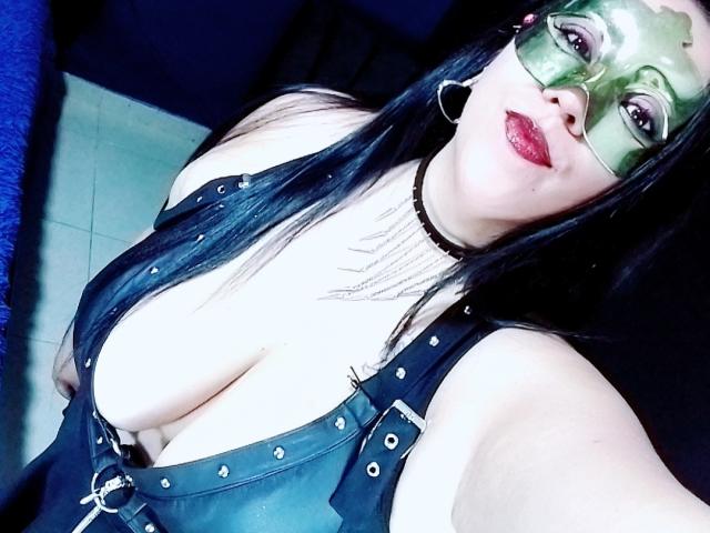 LexyDom - Live porn &amp; sex cam - 28743323