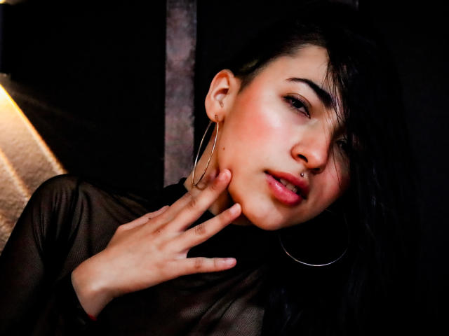 ViolettBianchi - Live sex cam - 28744025