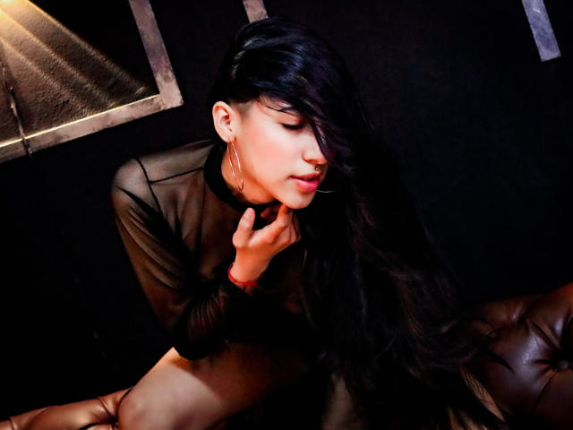 ViolettBianchi - Live sex cam - 28744034