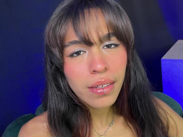 SoffiaCollins - Live sex cam - 28746278