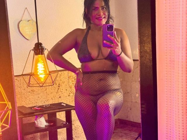 IvannaDuran - Sexe cam en vivo - 28746476