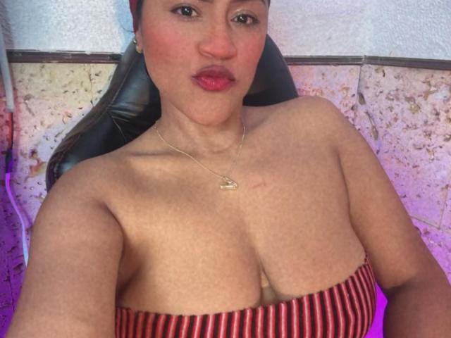 IvannaDuran - Sexe cam en vivo - 28746482