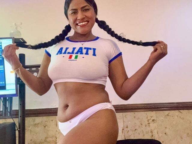 IvannaDuran - сексуальная веб-камера в реальном времени - 28746602