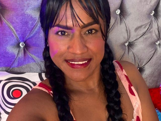 IvannaDuran - Live porn &amp; sex cam - 28746635