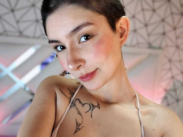 IsabellaHallad - Live sex cam - 28748771