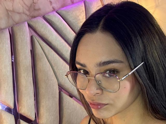 IsaDoux - Sexe cam en vivo - 28749212