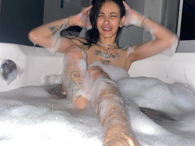 LaurenEvie69 - Live sex cam - 28749941