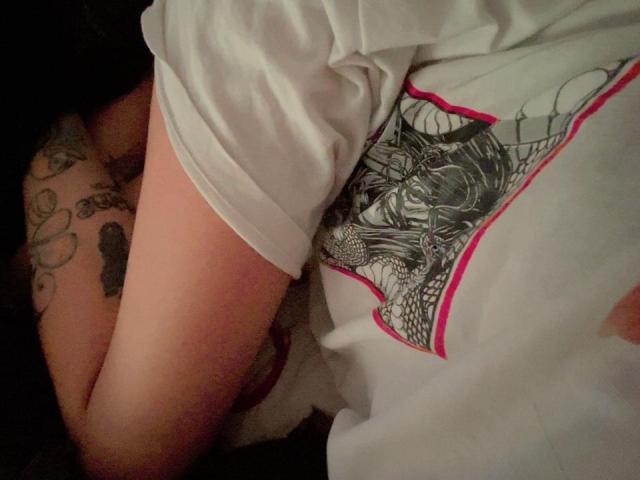 LaurenEvie69 - Live sex cam - 28749983