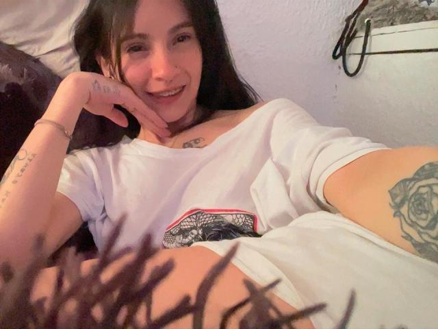 LaurenEvie69 - Live sex cam - 28749986