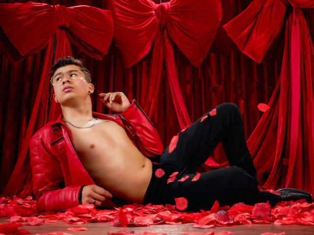 NoahAndRose - Live porn &amp; sex cam - 28754735