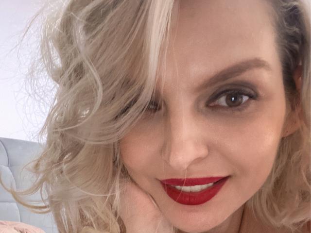 DouceAmelia - Live porn &amp; sex cam - 28755239