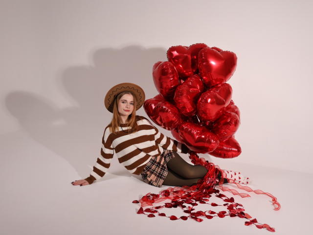 MargaritaKis - Live Sex Cam - 28755554