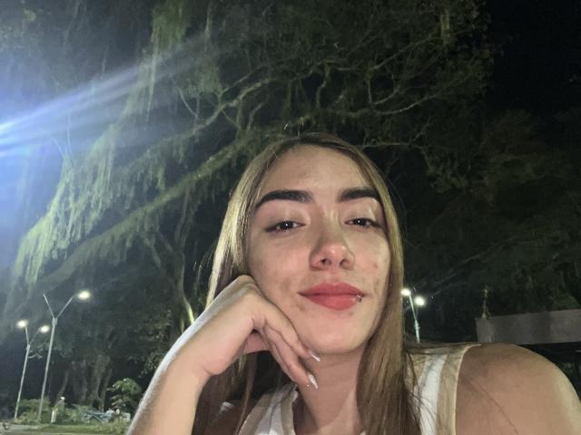 SharonKlart - Live porn &amp; sex cam - 28757303