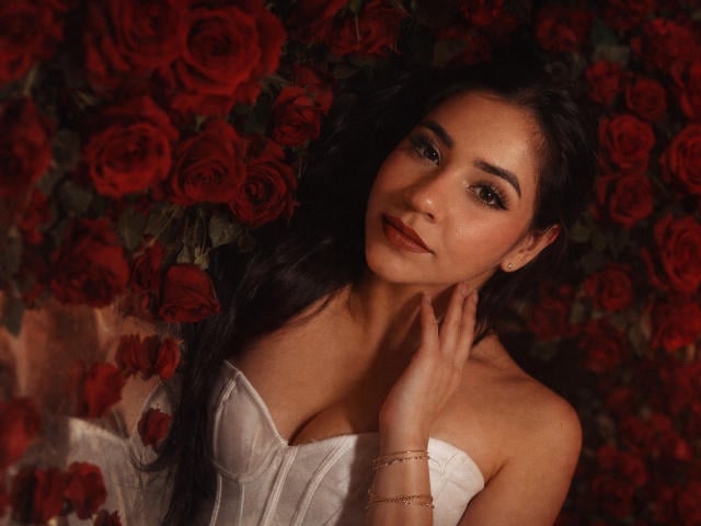 AmaiaCooper - сексуальная веб-камера в реальном времени - 28758404