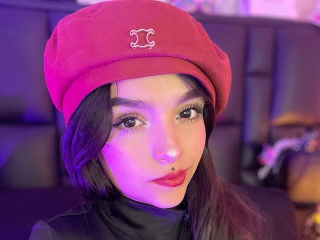 MarietteJones - Live Sex Cam - 28760183