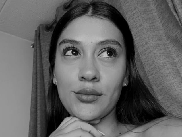 ThaliaAres - Sexe cam en vivo - 28760570