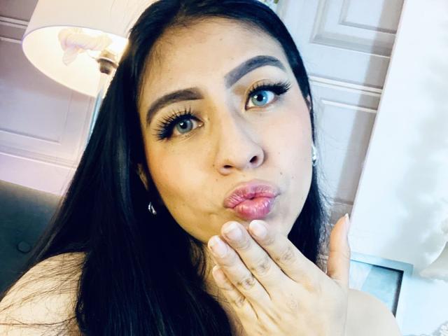 ZoeRedds - Live sexe cam - 28760756